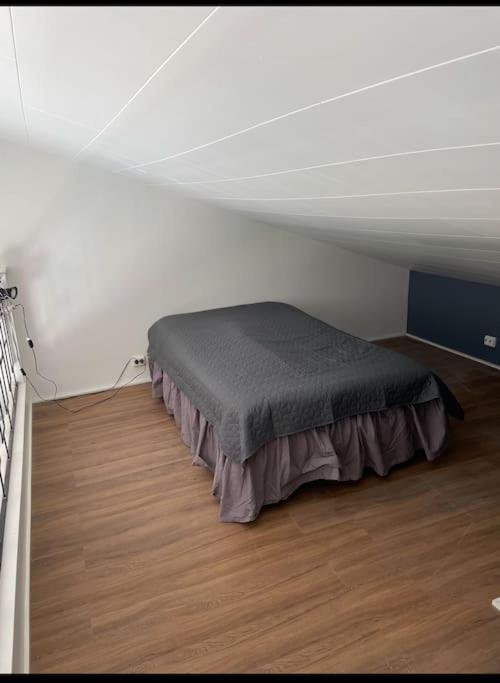 Nyrenoverat Strandnaera Med Fantastisk Utsikt Rimbo Ngoại thất bức ảnh