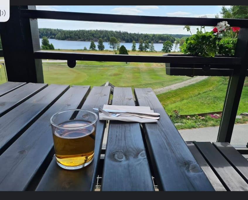 Nyrenoverat Strandnaera Med Fantastisk Utsikt Rimbo Ngoại thất bức ảnh
